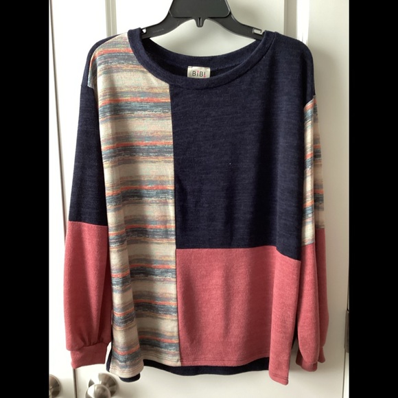 BiBi Sweaters - Women’s Lightweight Fleece Shirt - L